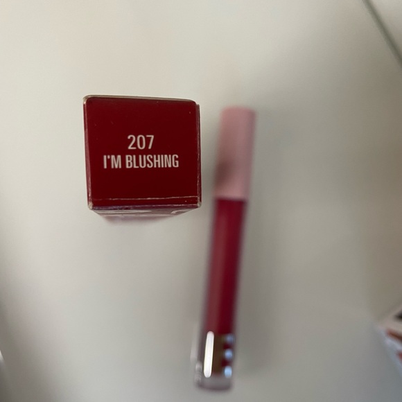 Kylie Cosmetics lip blush in shade: I’m Blushing 💋 (Brand new/never been used) - Picture 6 of 6